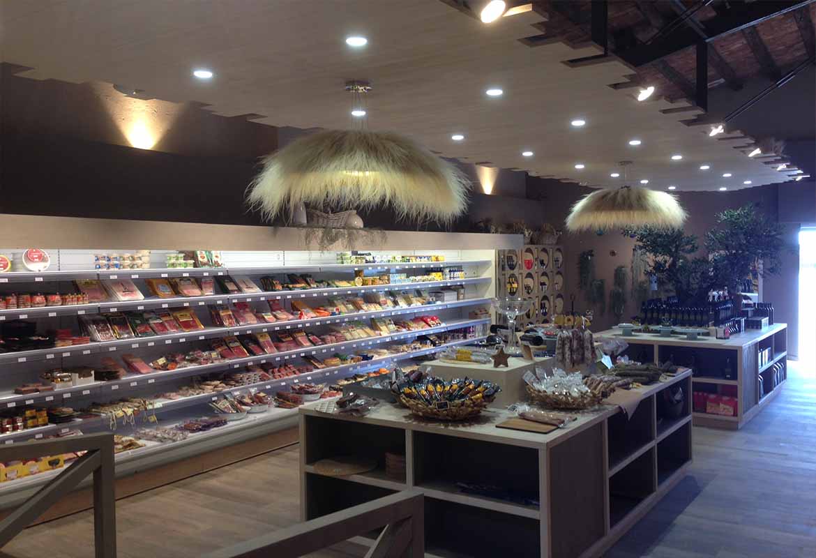 Supermercat Mas Guso (Atmosphere Soler Projects)